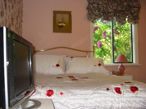 Cadboro Bay Bed & Breakfast Вікторія Екстер'єр фото